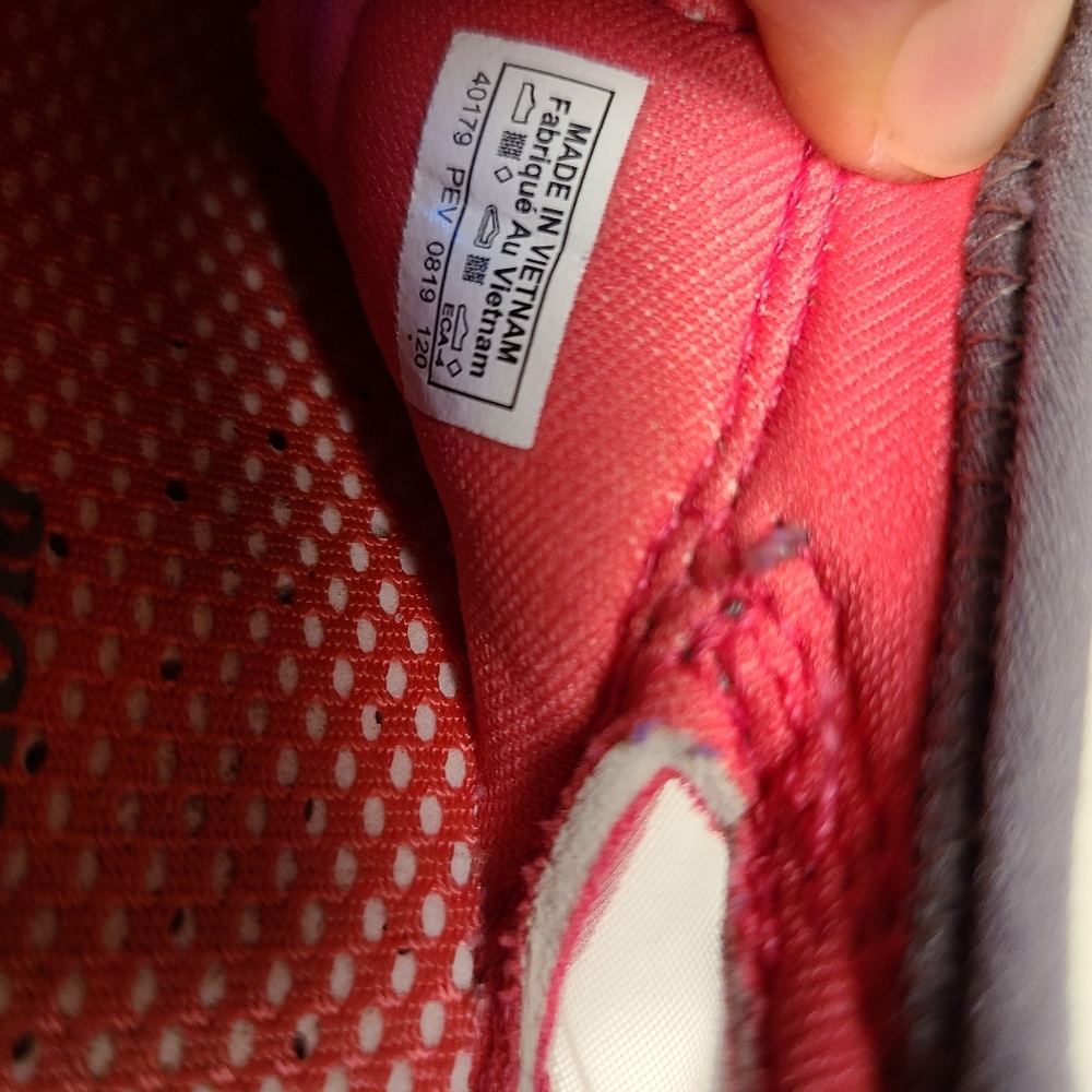 Columbia kids Water Outdoor Shoes Size 12 - Picture 13 of 16